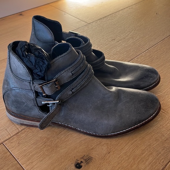 Free people leather boots grey worn once - Picture 2 of 6